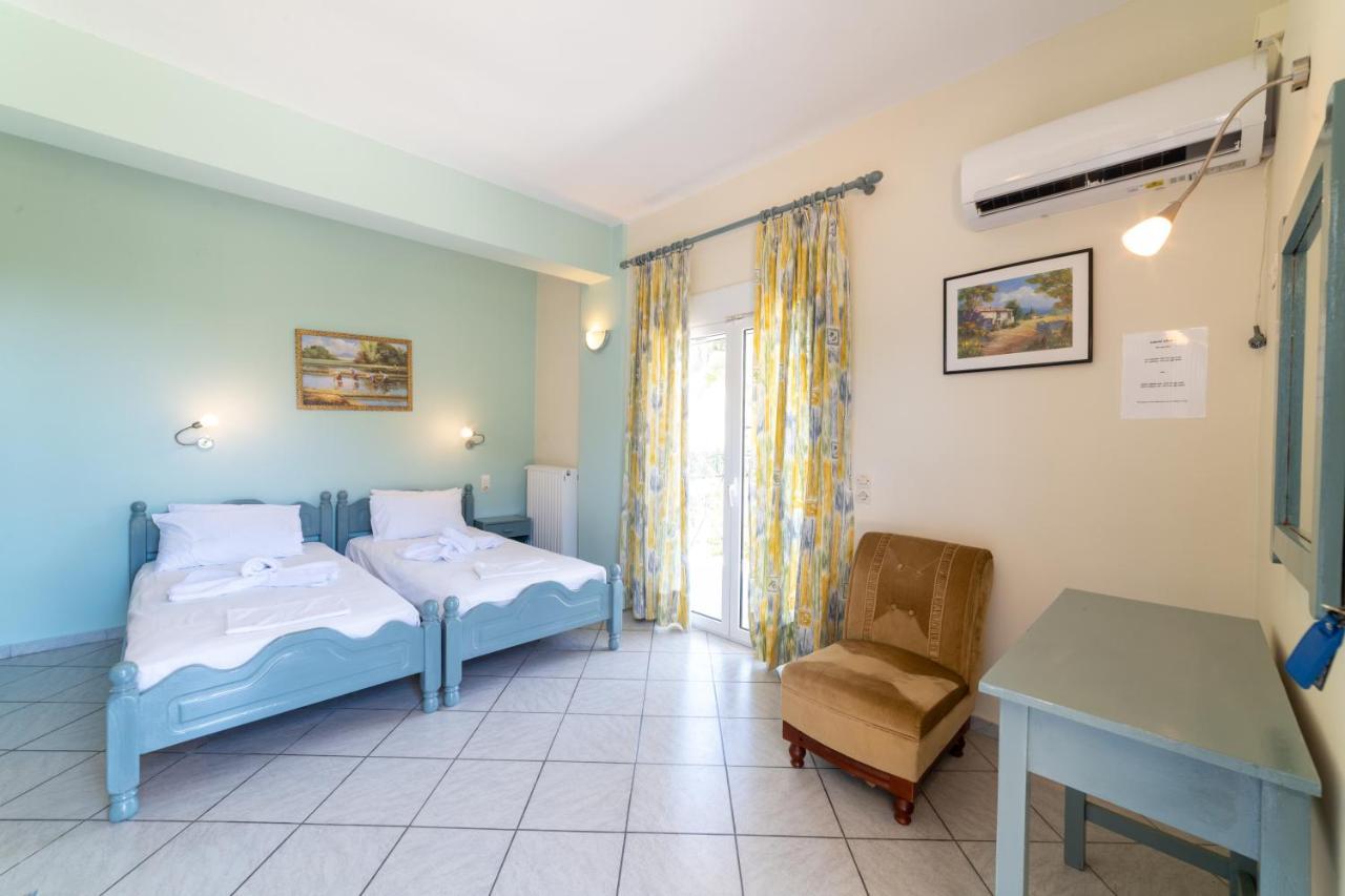 Lambrini Studios Parga Esterno foto