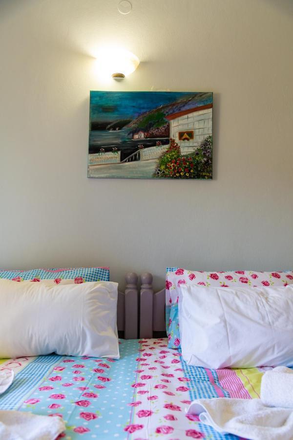 Lambrini Studios Parga Esterno foto