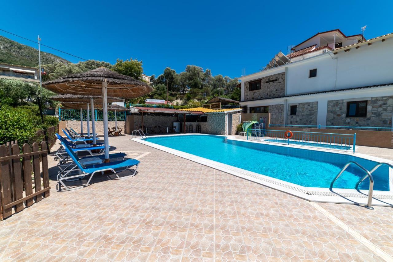 Lambrini Studios Parga Esterno foto