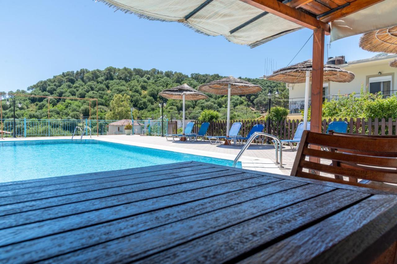 Lambrini Studios Parga Esterno foto